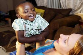 Nuôi con nuôi có yếu tố nước ngoài